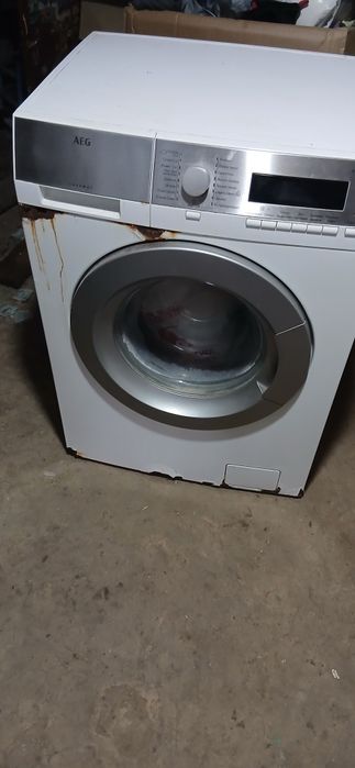 Продам стиральную машинку AEG