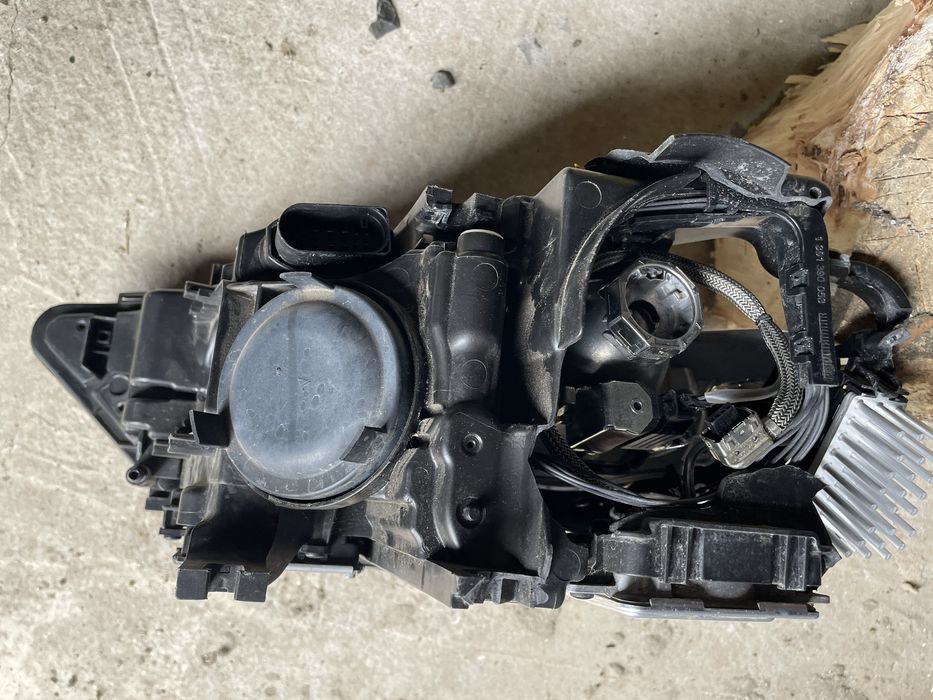 Фара права AUDI A-4