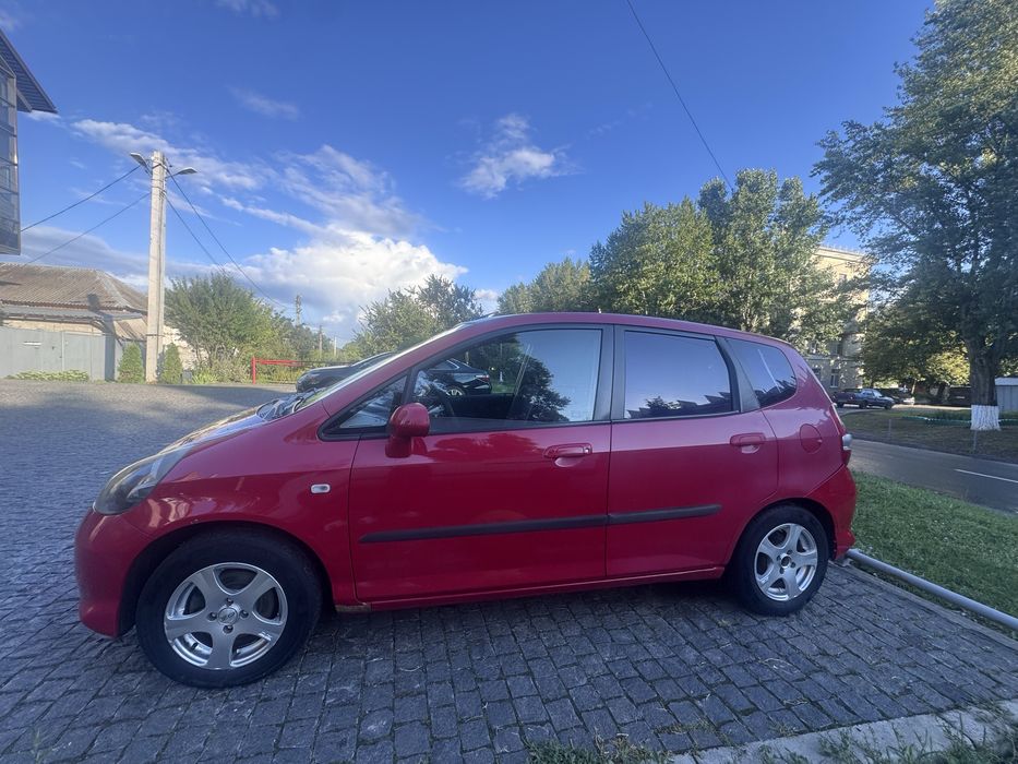 Продам Honda Jazz