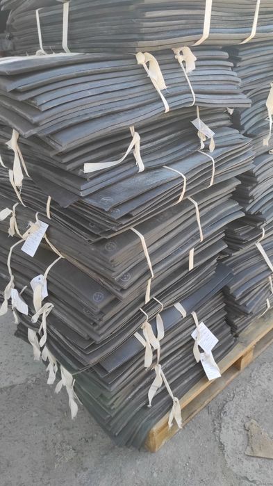 Автопокрытие резиновая дорожка напольное покрытие резина для пола гума