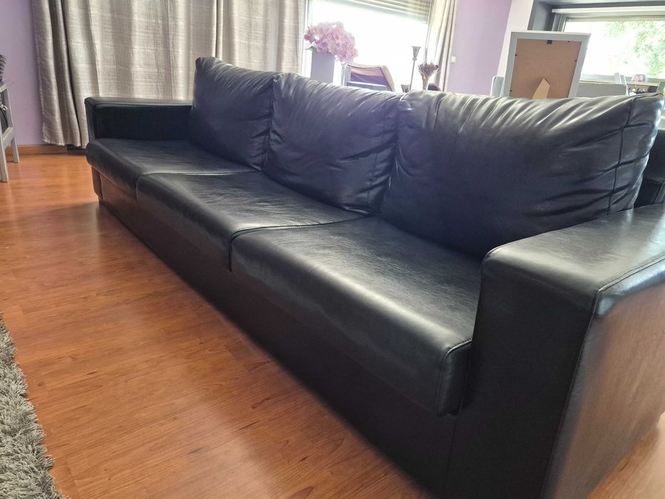 Sofá preto 2,80 mts