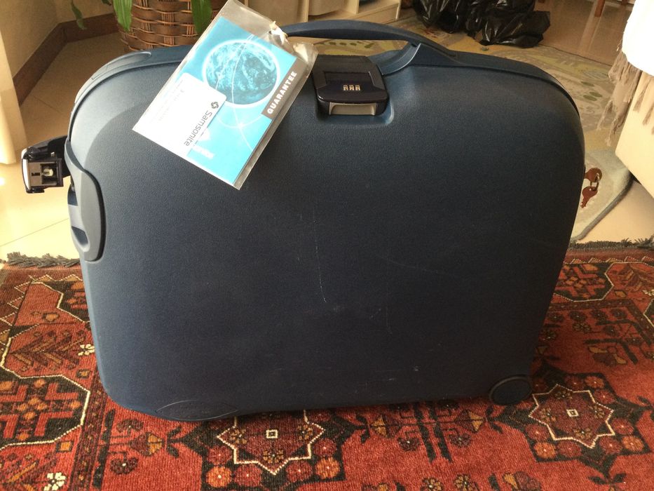 Mala viagem porão 75L rígida  Samsonite