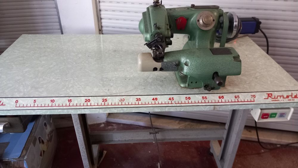 Maquina de cozer roupa para  custura