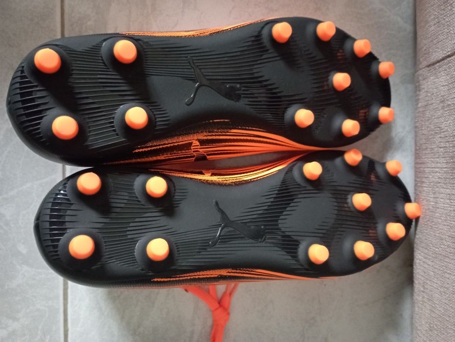 Chuteiras PUMA Novas – Autografadas por DIOGO DALOT