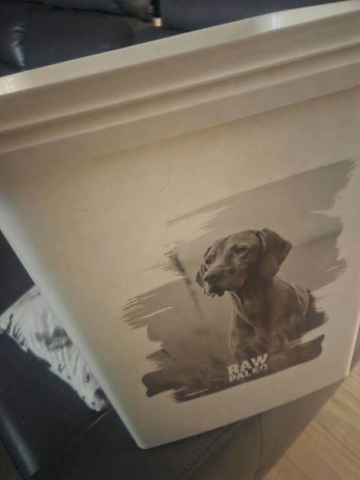 Pojemnik duzy XL na karme