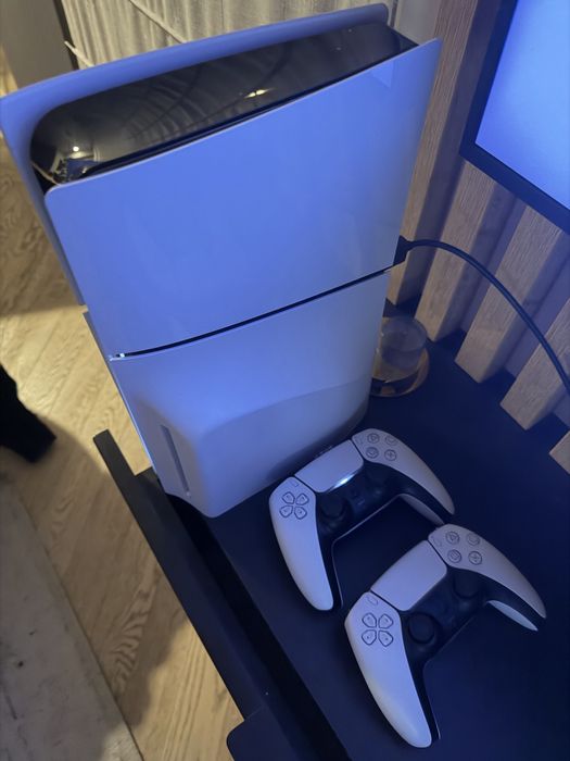 PS5, Idealny Stan + GRATIS