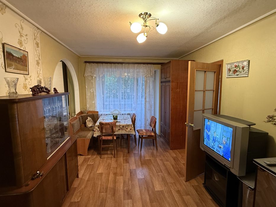 Сдам 2 комн. Квартиру м. Бот. Сад 5 мин.