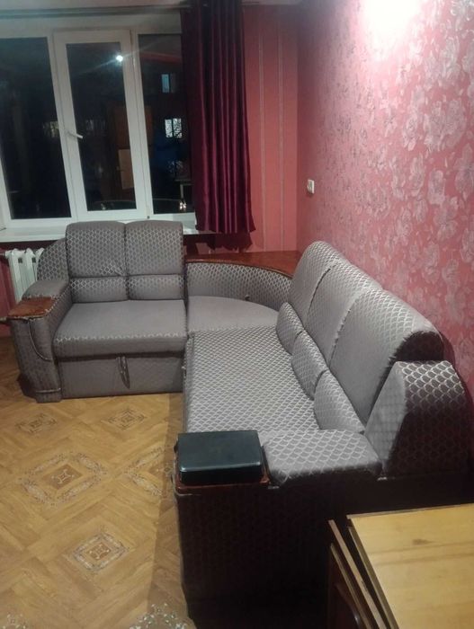 Сдам комнату в общежитии, на ЖБИ. ул Решитиловская, свет не откл.