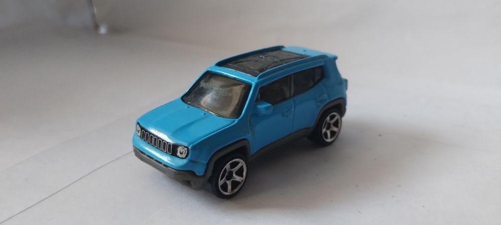 Matchbox Jeep Renegade — Оригінал (Блакитний кросовер)