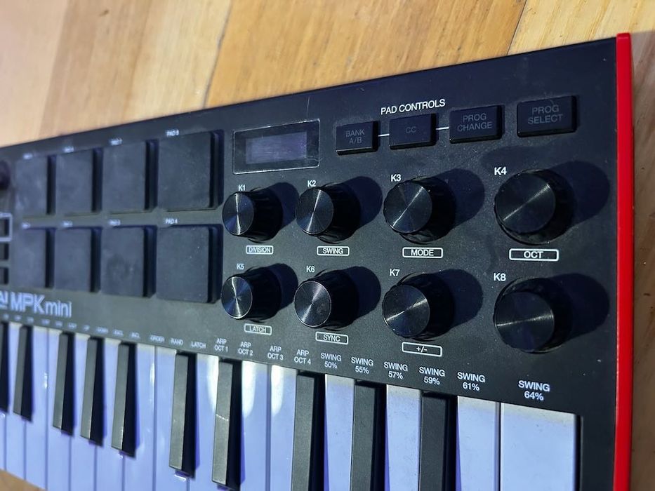 AKAI MPK MINI MK3 - klawiatura sterująca