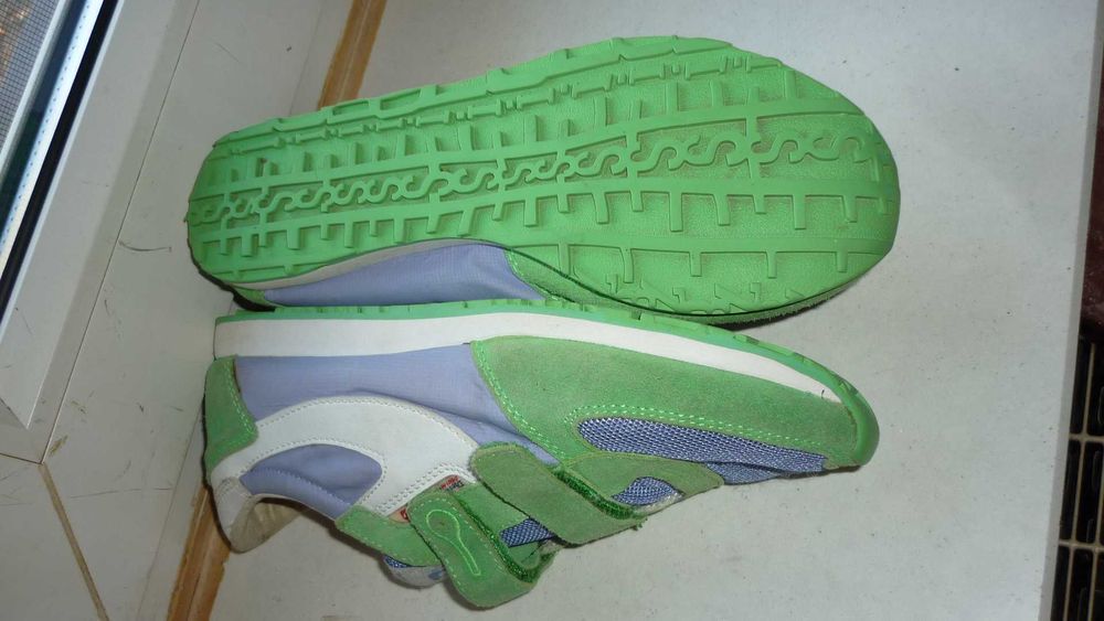 Diesel- dziecięce buty sportowe  r; 35