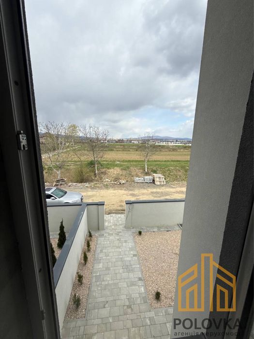 БЕЗ КОМІСІЇ Продаж просторого 4-кімнатного дуплексу, Сторожниця