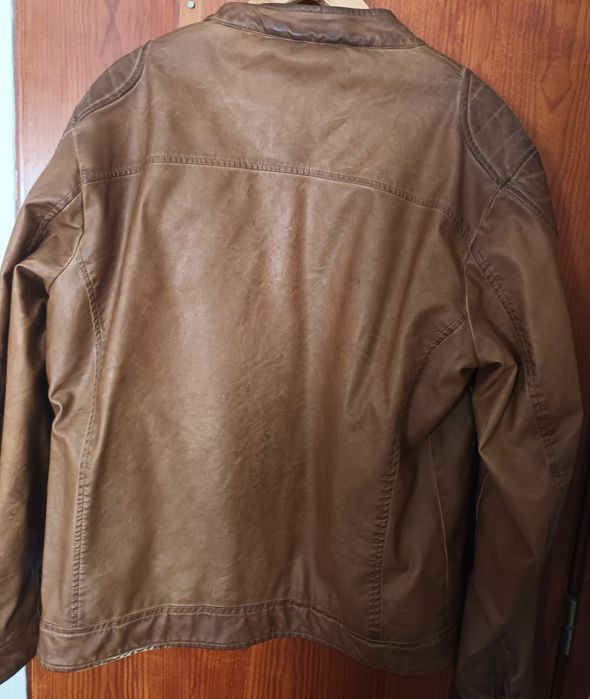 Blusão pele sintética