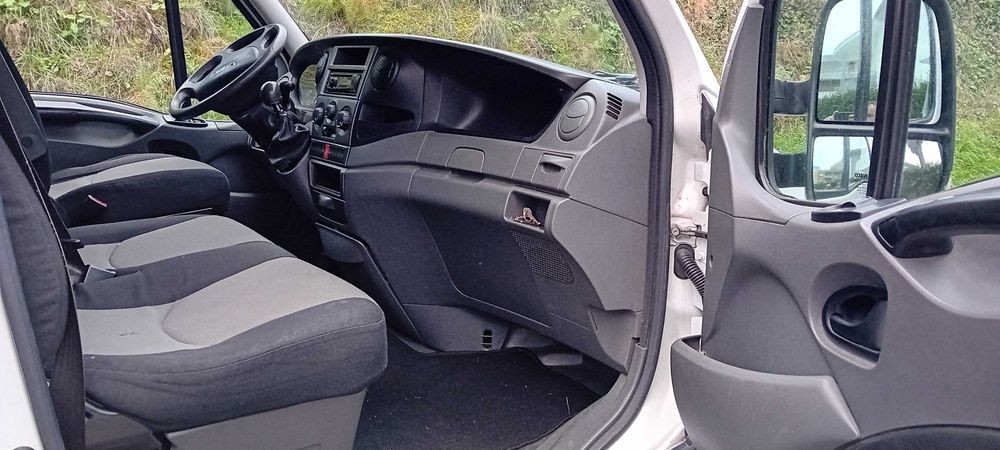 Iveco 35c17 contentor