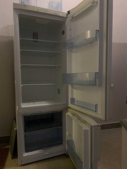 oddam za darmo lodówka używana Amika