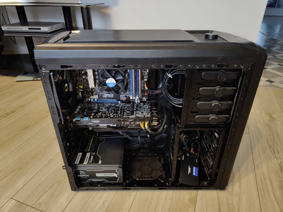 Komputer PC - Intel Core i5 2500K, 8GB Ram, Geforce GTX 770