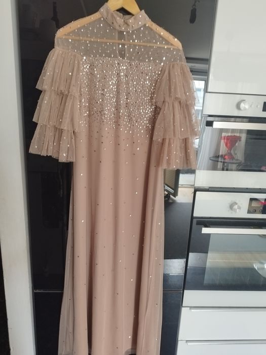 Sprzedam piękną sukienkę ASOS