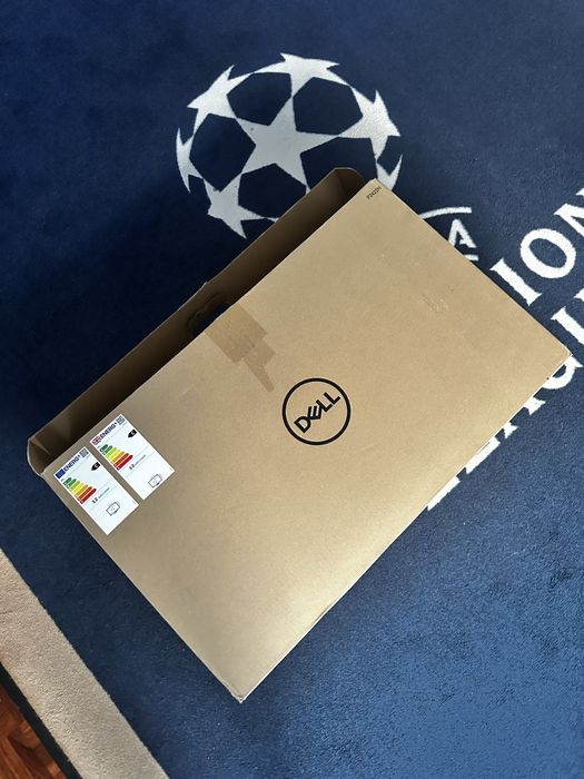 Monitor dell  pequeno
