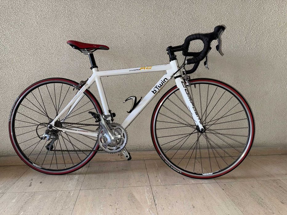 Bicicleta de estrada BTWIN RC Hydro v107