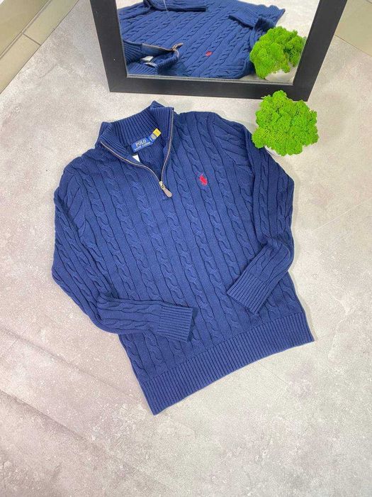 Стильный синий мужской свитер