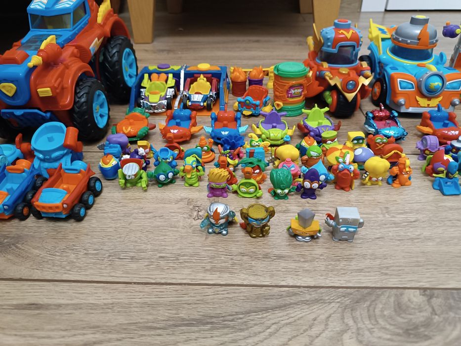 Zestaw super zings pojazdy figurki