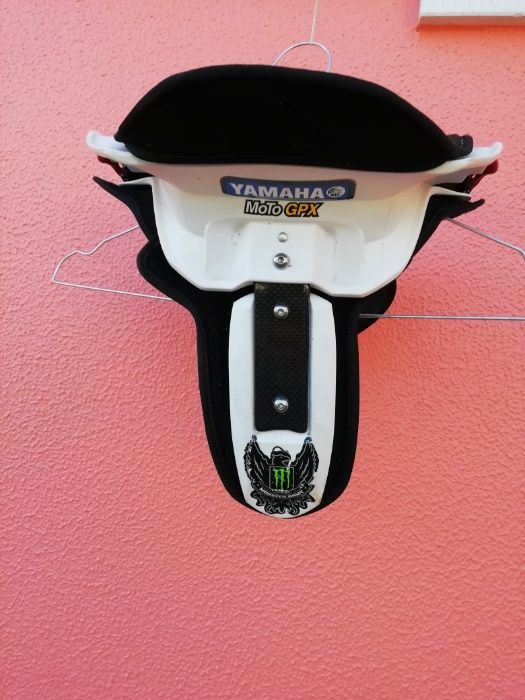 Cervical Leatt novo com todos papeis originais