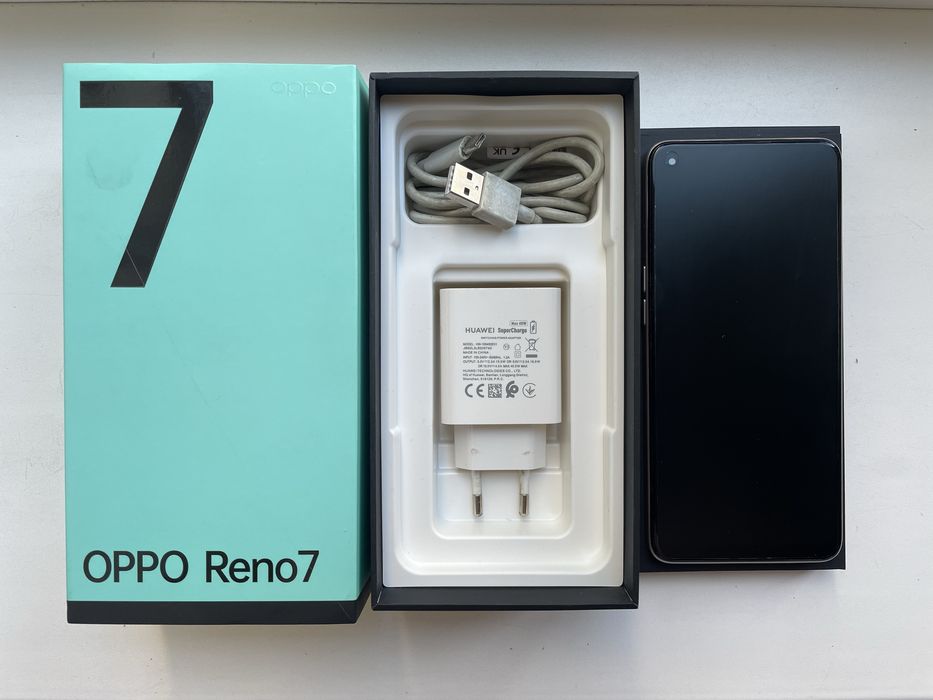 Смартфон Oppo Reno 7