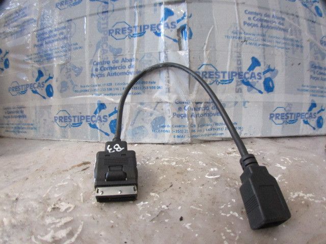 Módulo USB / AUX / IPOD MERCEDES-BENZ Classe B (W245)
