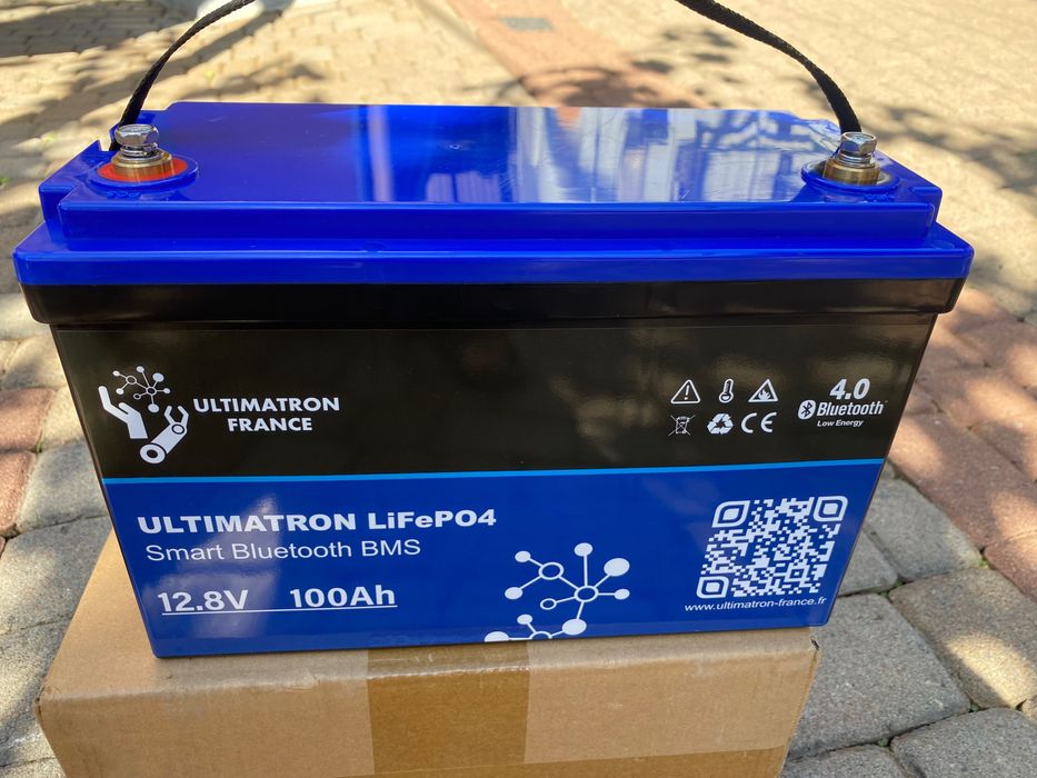 Акумулятор літій-залізо-фосватний Ultimatron UBL-12-100s LiFeP04 12.8V