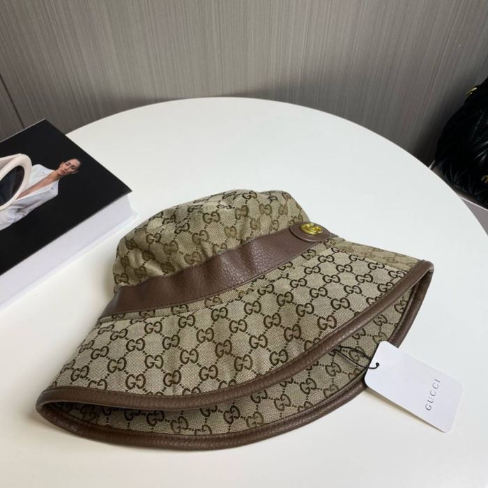 Kapeluszek gucci