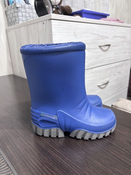 Гумові чоботи утеплені 25 розмір