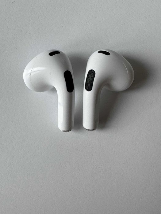 Навушники Apple AirPods 3 (A2566 3rd gen): 1 999 грн. - Наушники