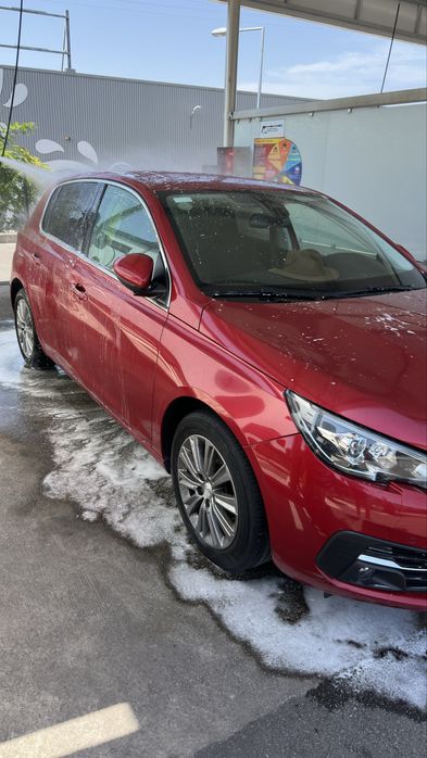 Peugeot 308 — fotografia 2