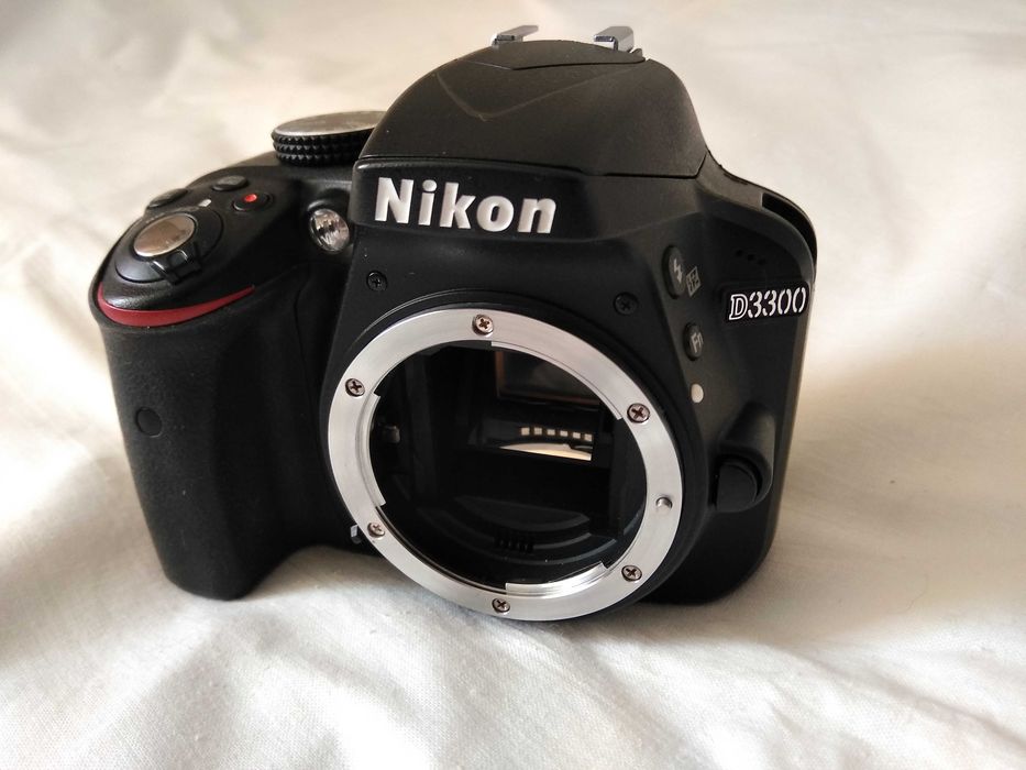 Продам фотоапарат Nikon D3300