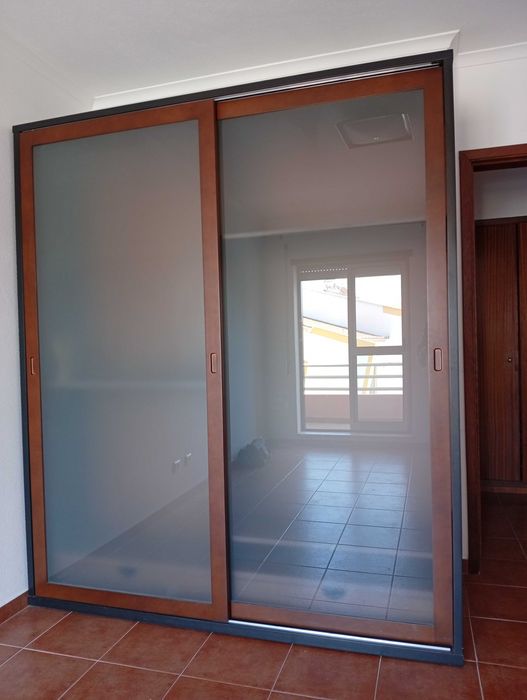 Roupeiro portas de vidro entrega e montagem gratuita