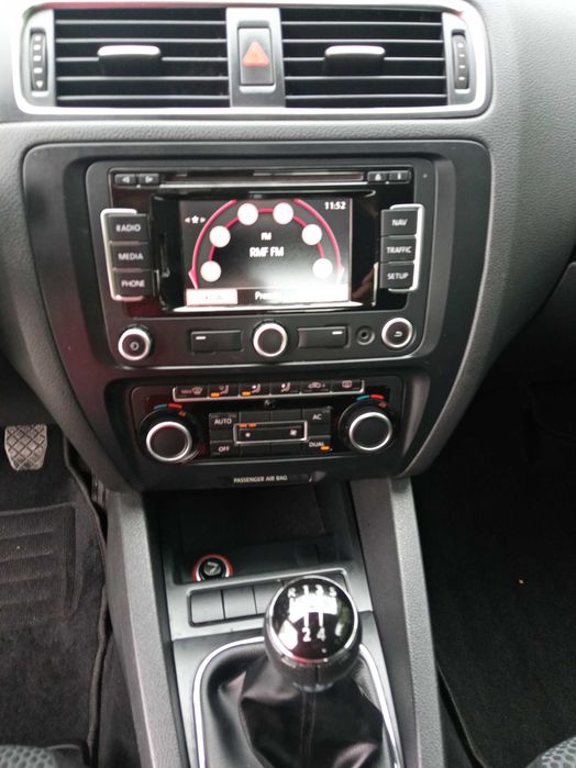 Volkswagen Jetta 2010 Navi! PDC! Klima! ALu!