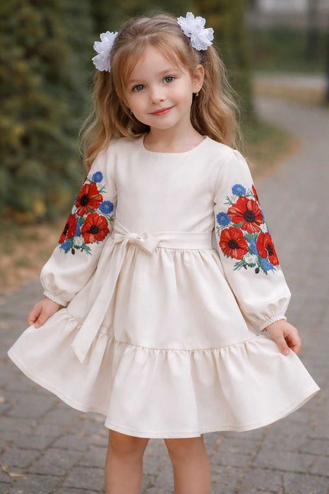 Сукні з вишивкою на дівчинку розміри 116-128