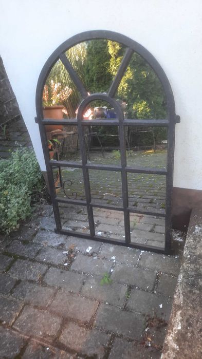 stare okno żeliwne z lustrem