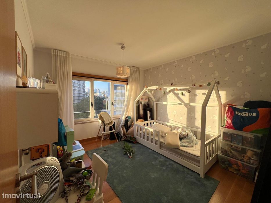 Apartamento T3 com Vista Panorâmica em Parque das Nações, Lisboa