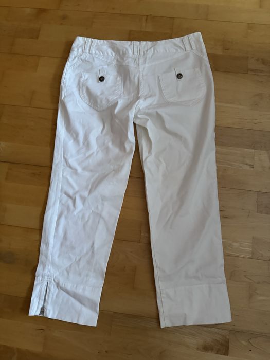 Białe spodnie Cotton Club
