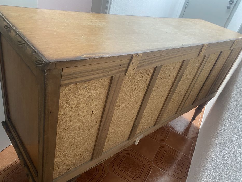Movel antigo castanho