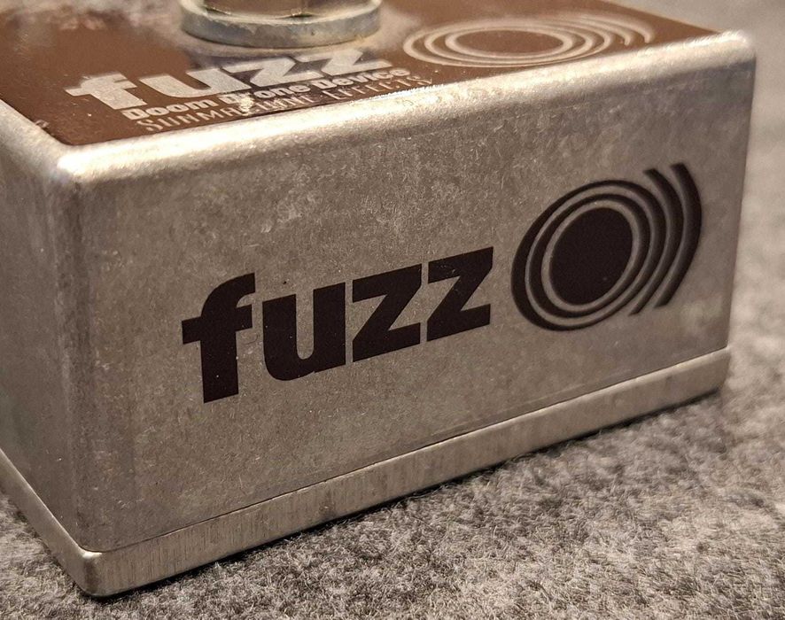 Sunmachine Effects Fuzz O))) Doom Drone Device Pedal Fuzz Distorção