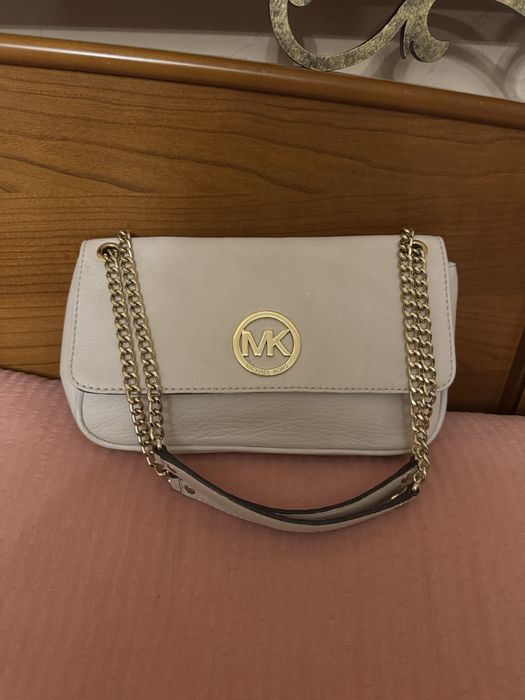 Сумка шкіряна кросбоди Michael Kors