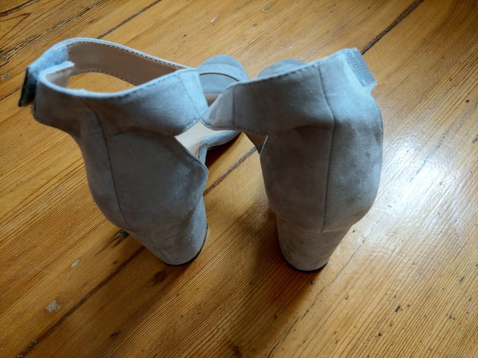 Buty damskie szare 40
