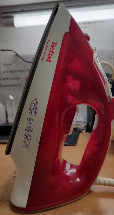 Утюг MOULINEX ,  Vitek. Clatronic