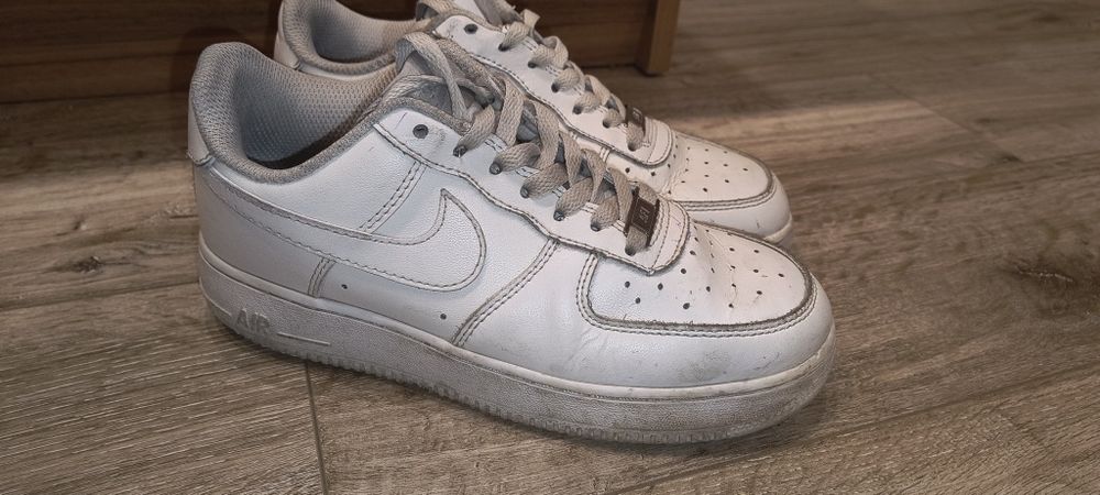 Кросівки Nike,стан на фото