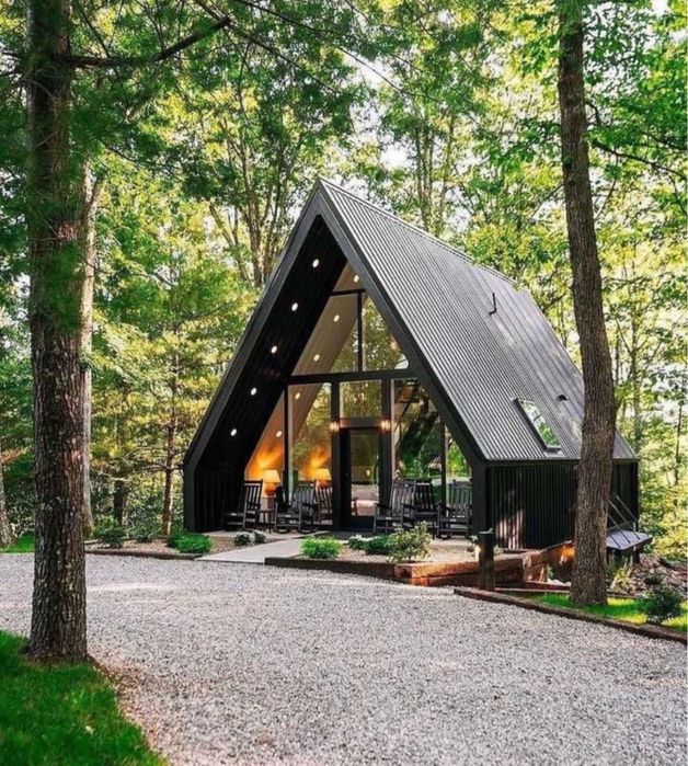 Продам домик A-Frame на берегу озера.