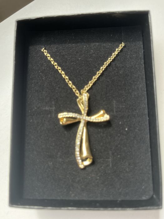 Хрестик з цепкою гарний