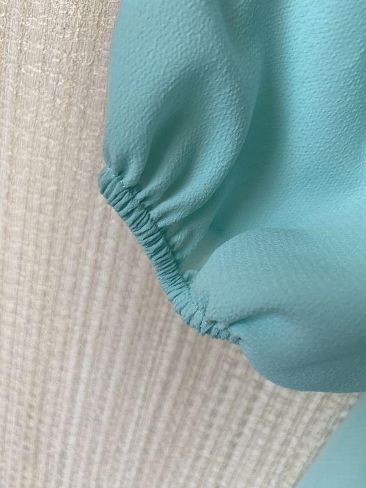 Продам сукню м’ятного кольору