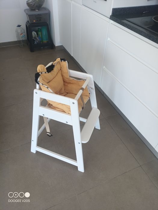 Cadeira alta para criança